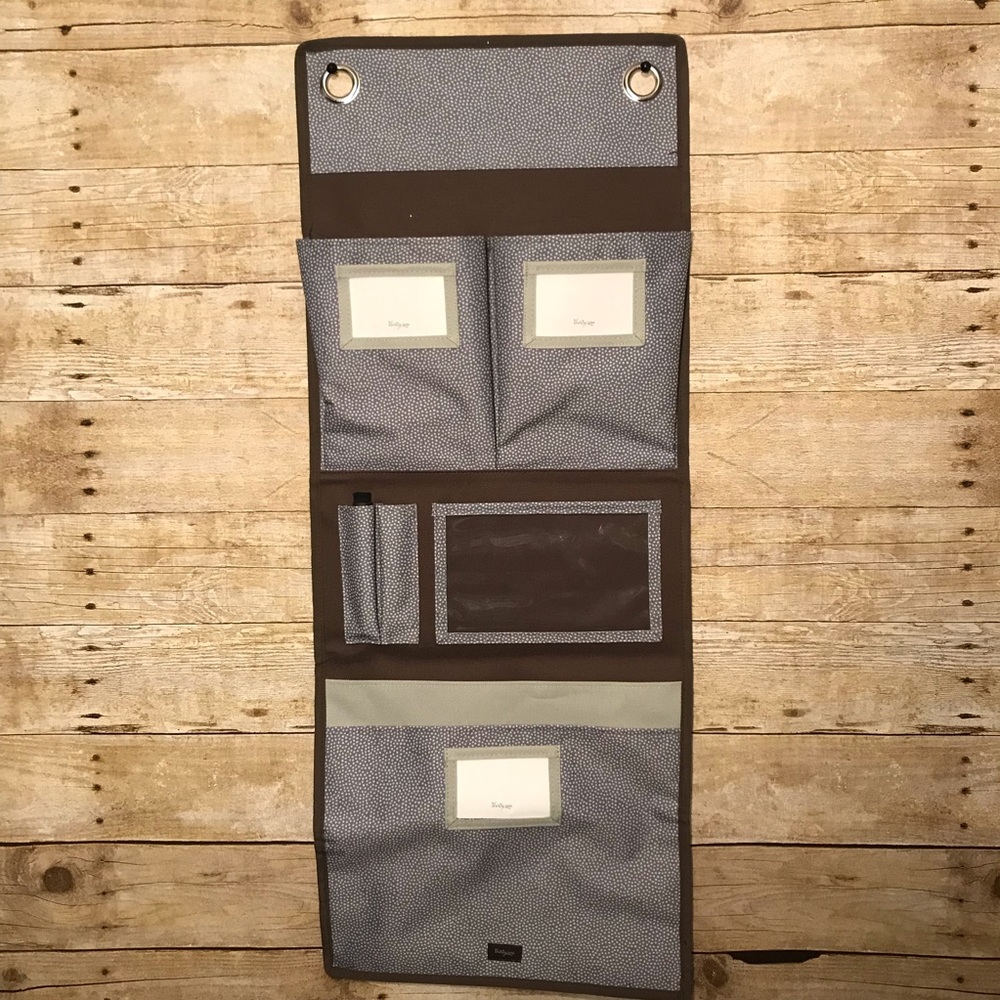 31 Thirtyone wall organizer brown gray